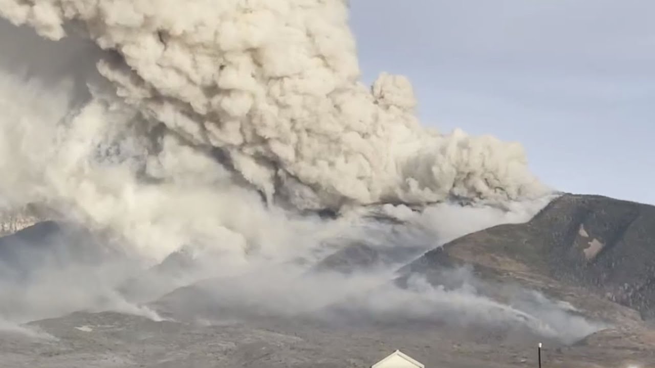 Wildfire officials hold meeting with Fillmore community as Halfway Hill Fire continues