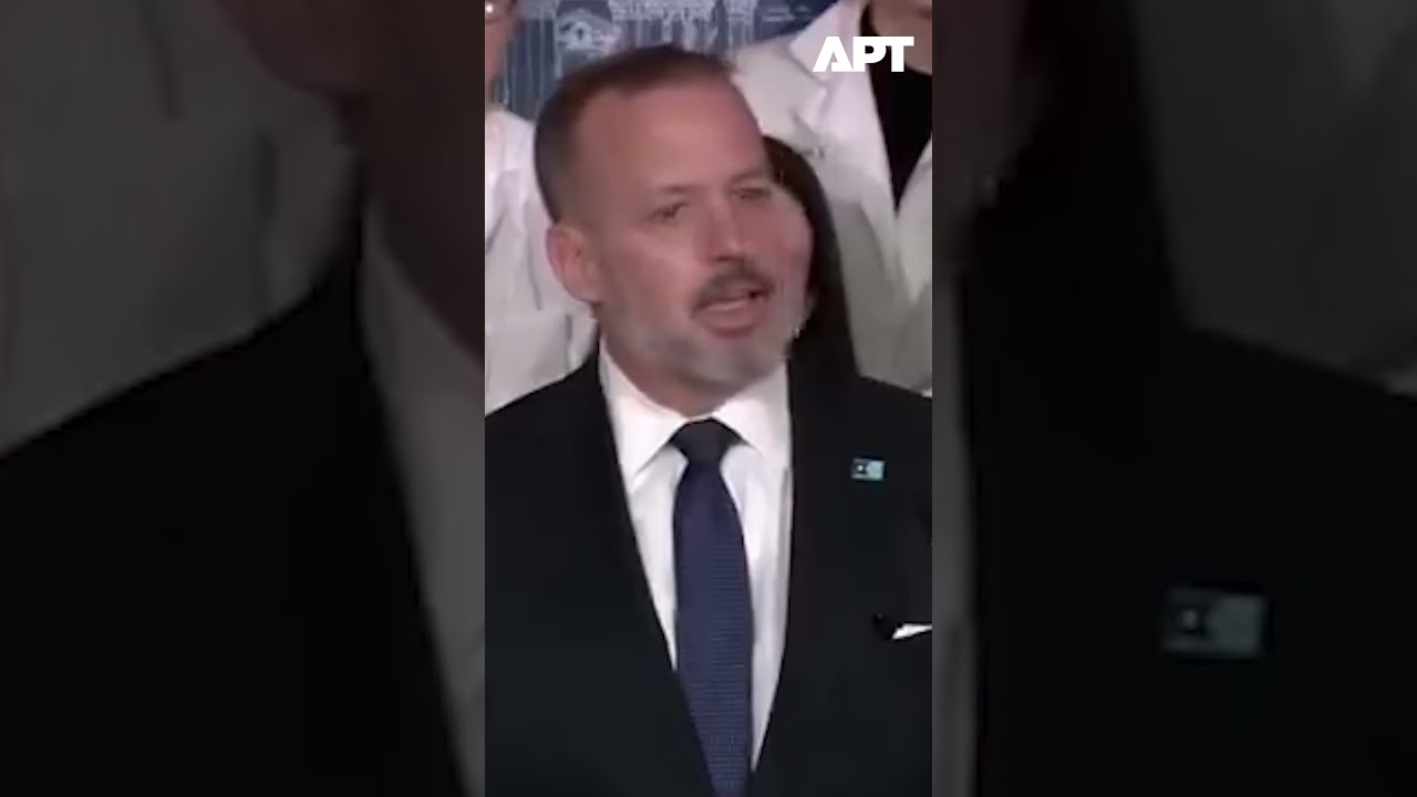 Врач сообщил, что у Рене Гуд пульс сохранялся в течение восьми минут после стрельбы в иммиграцион...