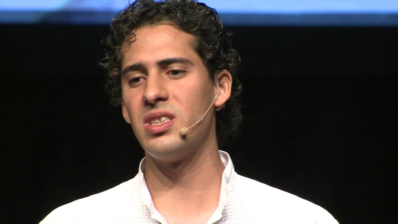 LA REALIDAD VISTA DESDE LA MAGIA | Mago Makartur | TEDxCuauhtémoc