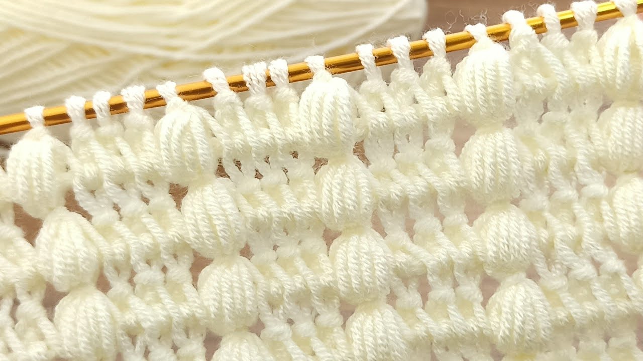 Fantastic  🤌 Very easy and flashy Tunisian crochet baby blanket model in white for beginners