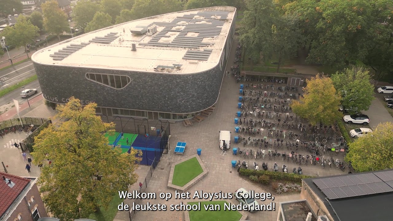 Een kijkje op het St  Aloysius College
