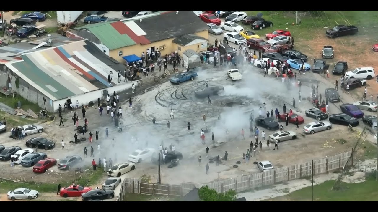 Hundreds of cars join illegal street racing, burnout, drifting event in Carroll County