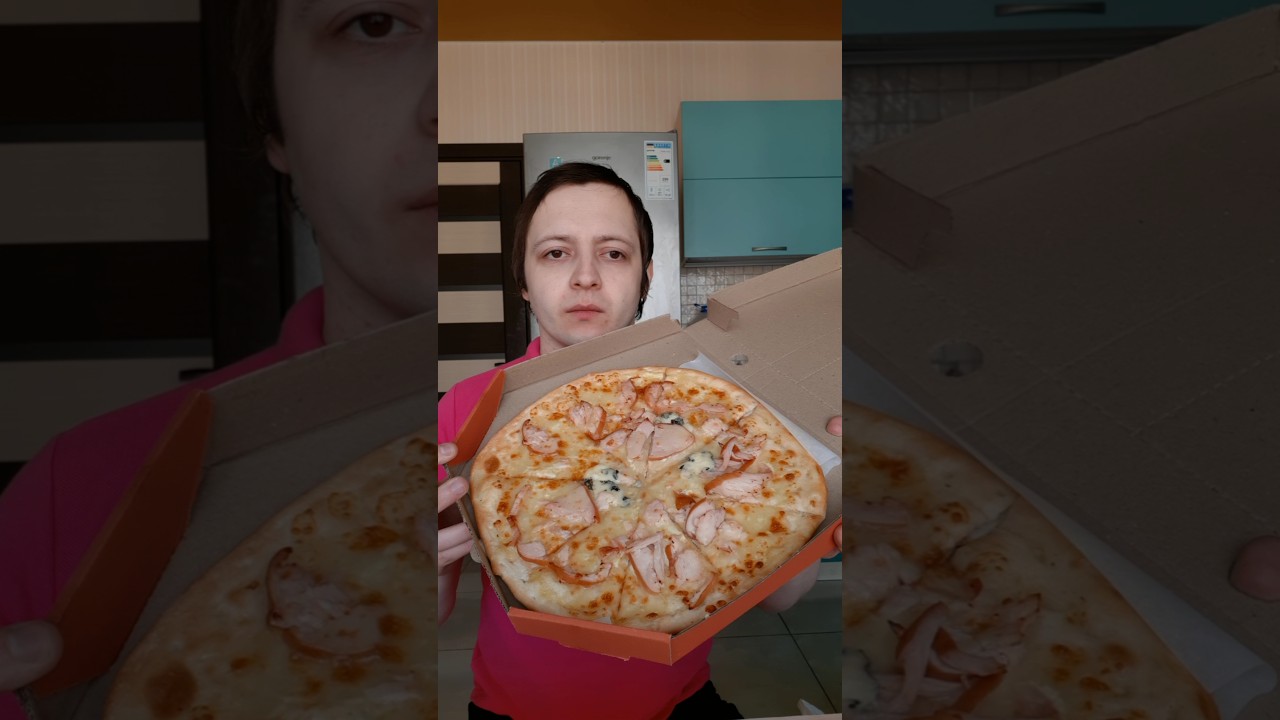 ПИЦЦА ДЕЛЮКС С СЫРОМ ДОР БЛЮ ИЗ СУПЕРМАРКЕТА ФОРА. ПИЦЦА С СЫРОМ С ПЛЕСЕНЬЮ ДОРБЛЮ