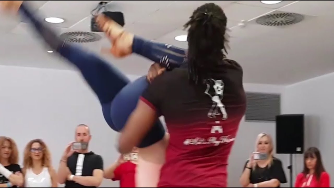 Jojo & Victoria Fletcher @ Kizombafro Rimini International Salsa Bachata Festival 2019