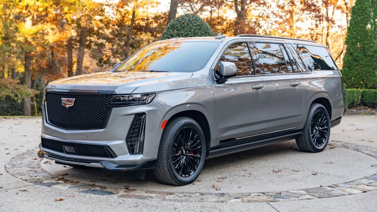 Fuchsia Berry's 2023 Cadillac Escalade ESV V-Series