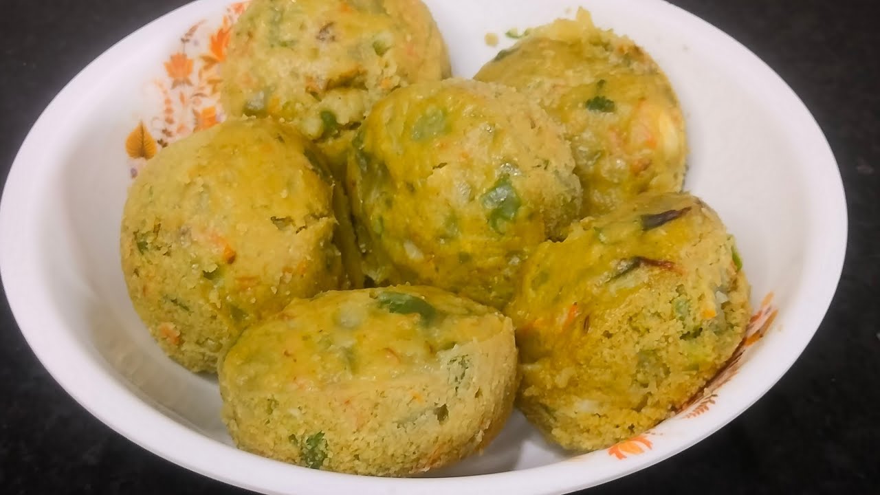 ಕೇವಲ 1 ಕಪ್ ಹೆಸರುಬೇಳೆ ಇಂದ ಈ ರುಚಿಯಾದ ಇಡ್ಲಿ ಮಾಡ್ಕೋಬಹುದು ಕೇವಲ 5 ನಿಮಿಷದಲಿ/hesarubele idli