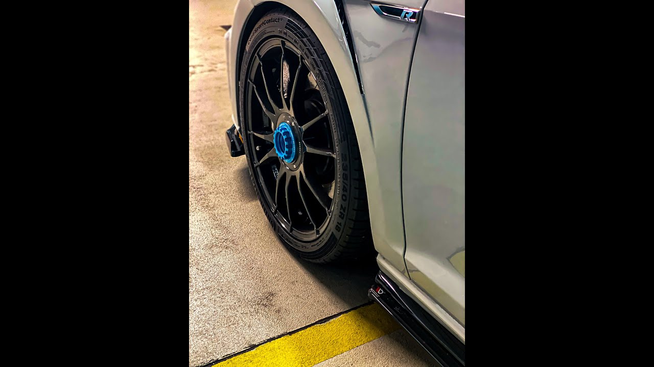 OZ wheels center locks installation on my Golf R