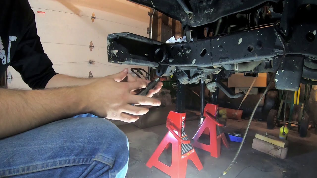 M.O.R.E Boomerang Shackle Install on Jeep YJ!