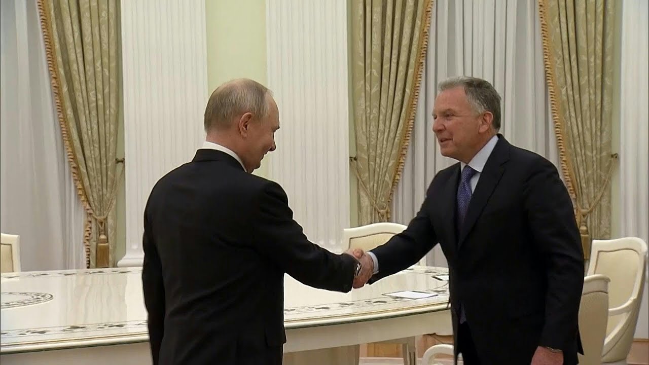 Negociadores dos EUA se reúnem com Putin | AFP