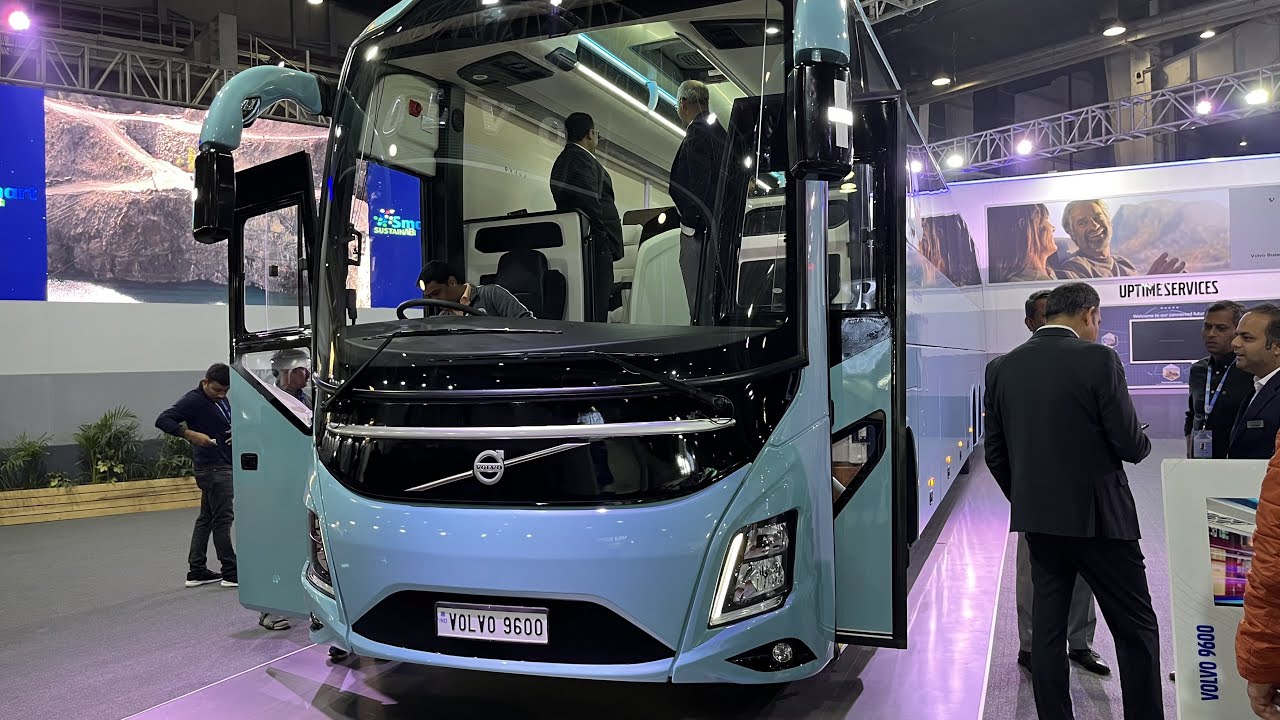 India 🇮🇳 की सबसे VIP Bus ❤️ @2 crore 😱 | Volvo 9600 | Toilet + Kitchen