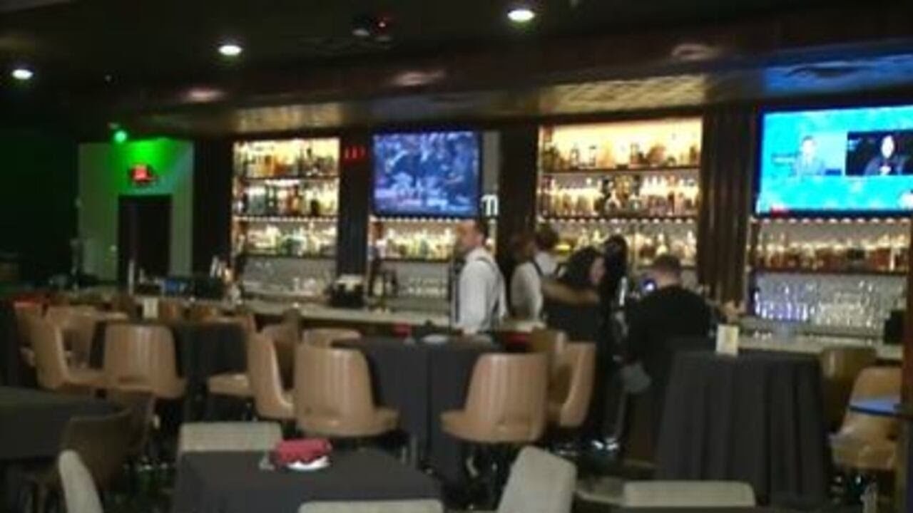 Alpharetta bar remains open, shutters early as winter storm nears