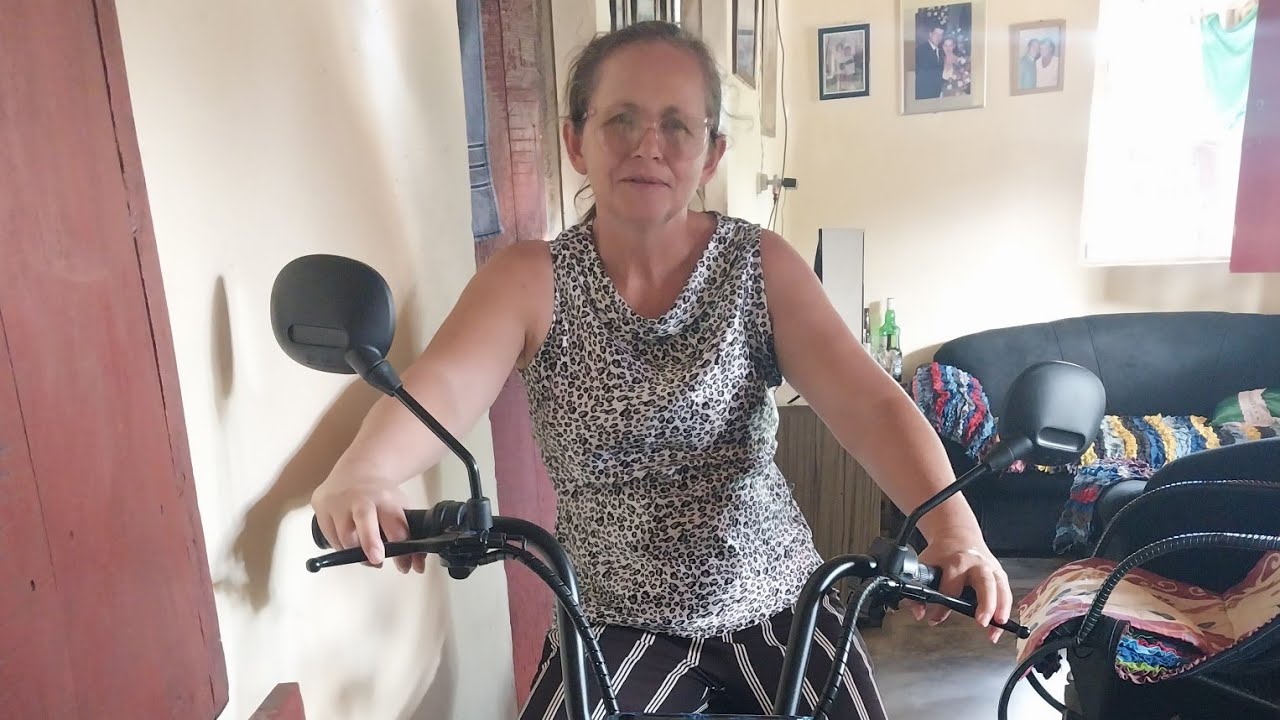 O ASFALTO TA FICANDO ÓTIMO + GEILMA TESTANDO A BICICLETA ELÉTRICA 