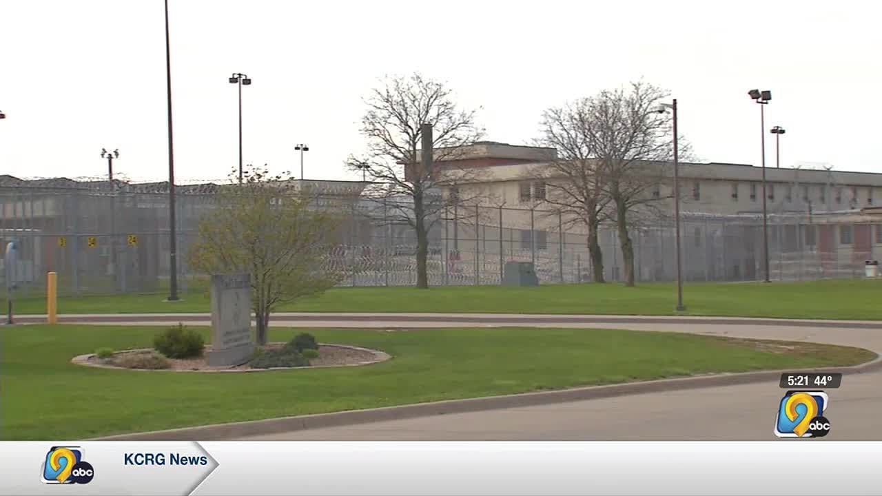 Iowa sheriffs: People with serious mental illness getting caught up in criminal justice system