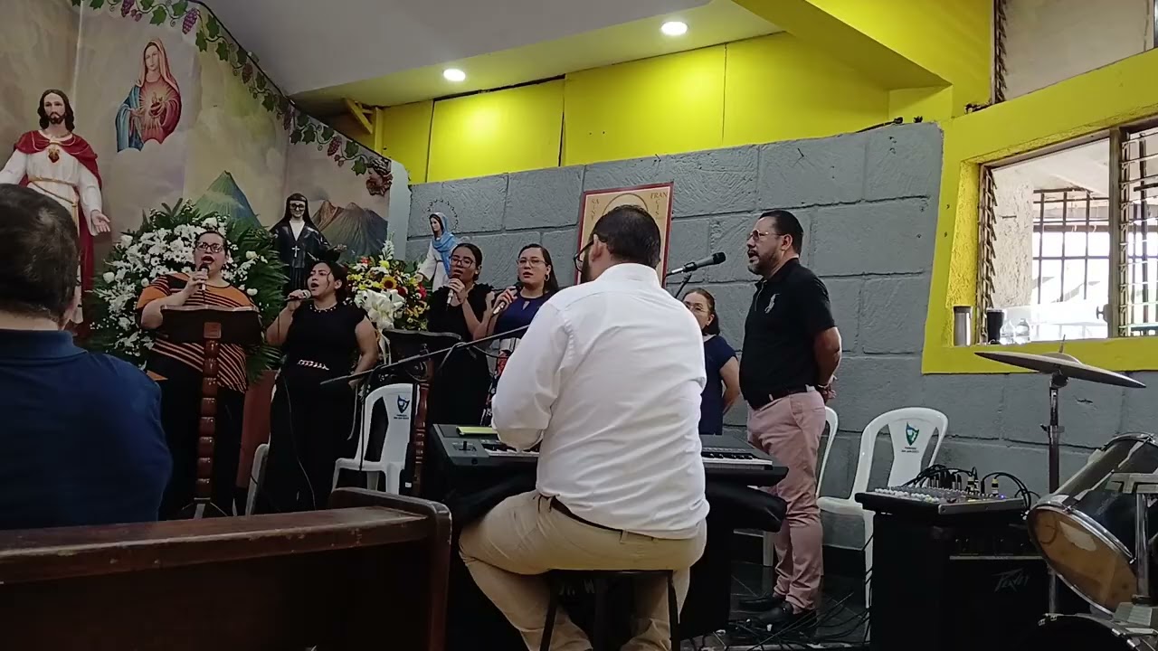 🙏🏻✨ Entre Tus Manos | Una Entrega Total al Corazón de Dios.