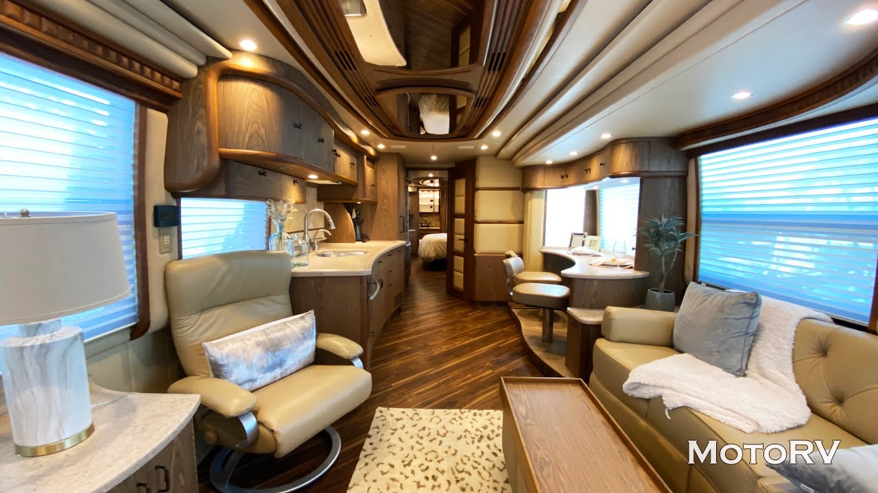Prevost H3-45 Luxury Class A Motorhome