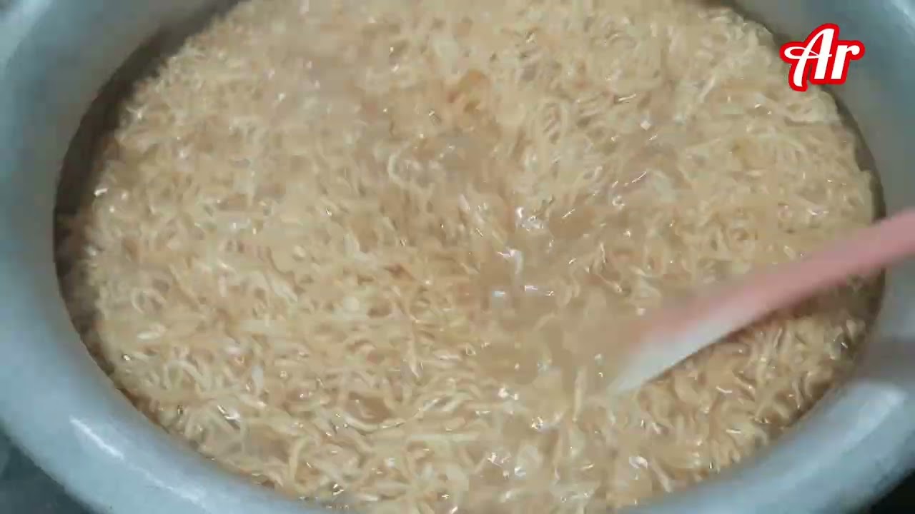 শীতের দিনে খেতে মজা সব্জি চিকেন নুডুলস 😋