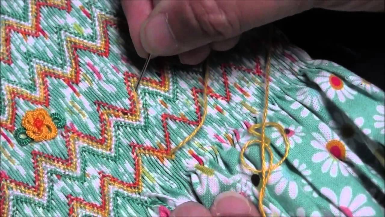 Tutorial N°5 Nido de abeja puntada en zig zag o piquitos