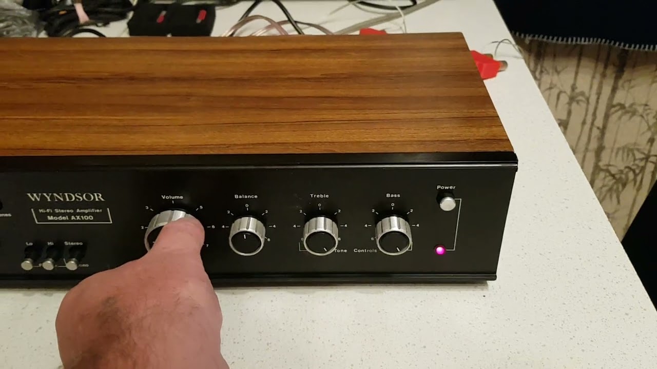 WYNDSOR AX-100