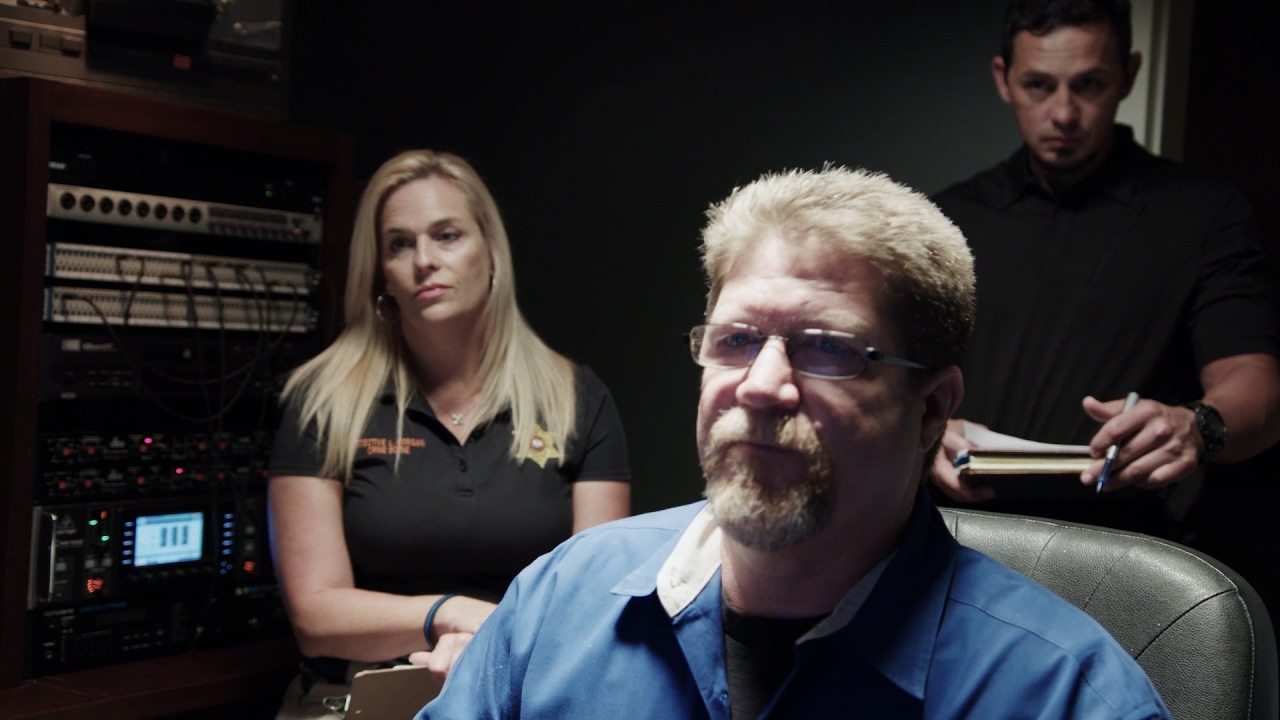 See How Detectives Use Voice Analysis To See If A Suspect Is Lying