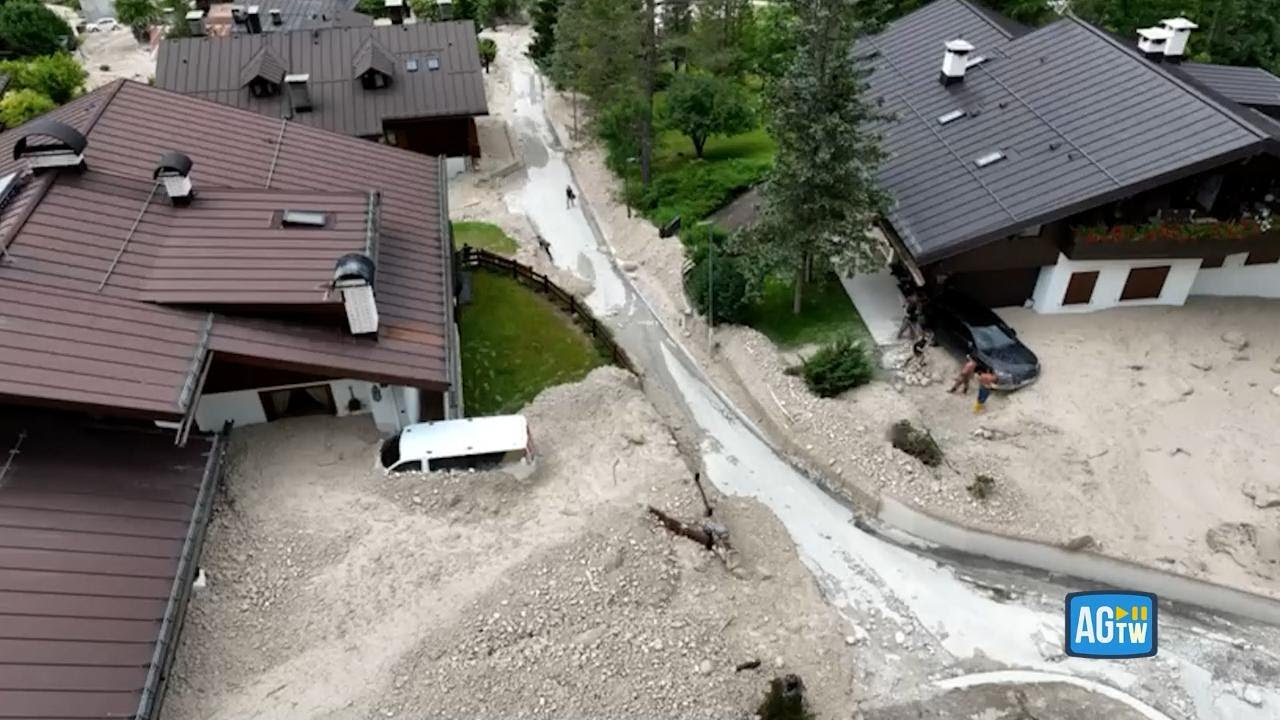 BORCA DI CADORE, il paese visto dal drone dopo la frana