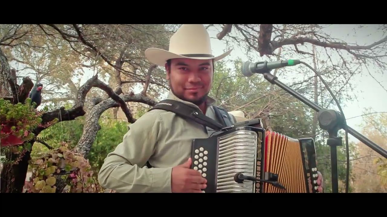 💘“De mi enamórate” D. A. R.#amor #demoenamorate #DanielaRomo #amoryamistad