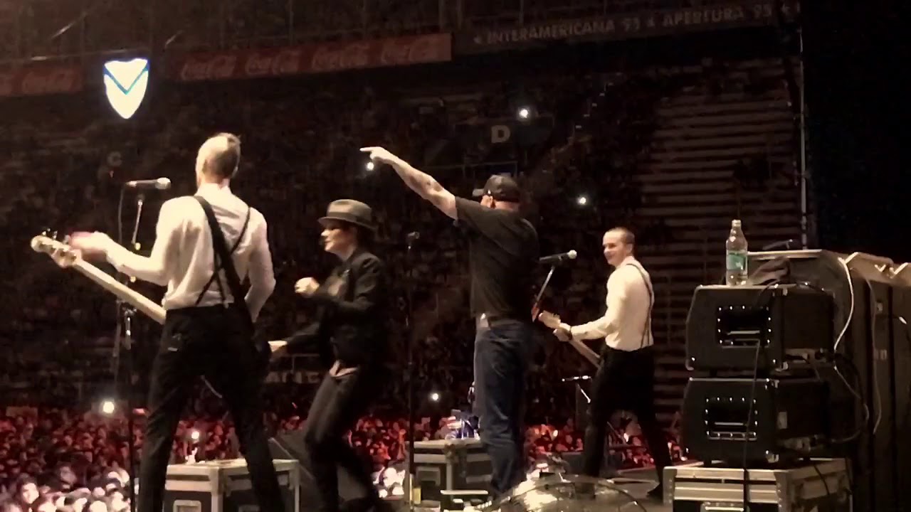 The Interrupters featuring CJ Ramone LIVE in Buenos Aires