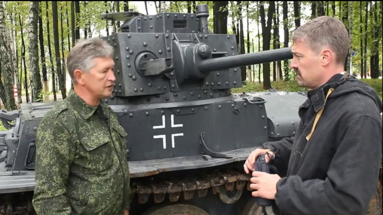 Pz.Kpfw. 38 (t) - Test drive [ENG SUBS]