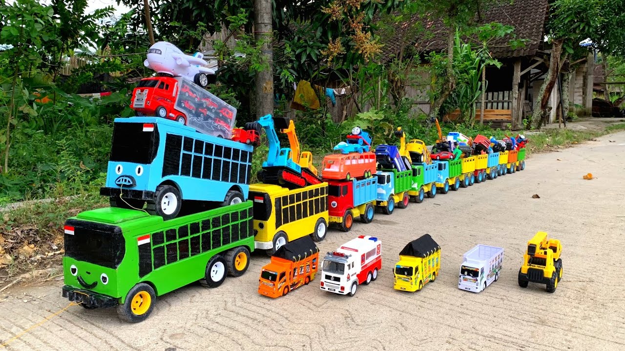 WADIDAW !! Mobil Truk Tronton Panjang Bongkar Mainan Mobil Mobilan Truk Molen, Truk Oleng, Excavator