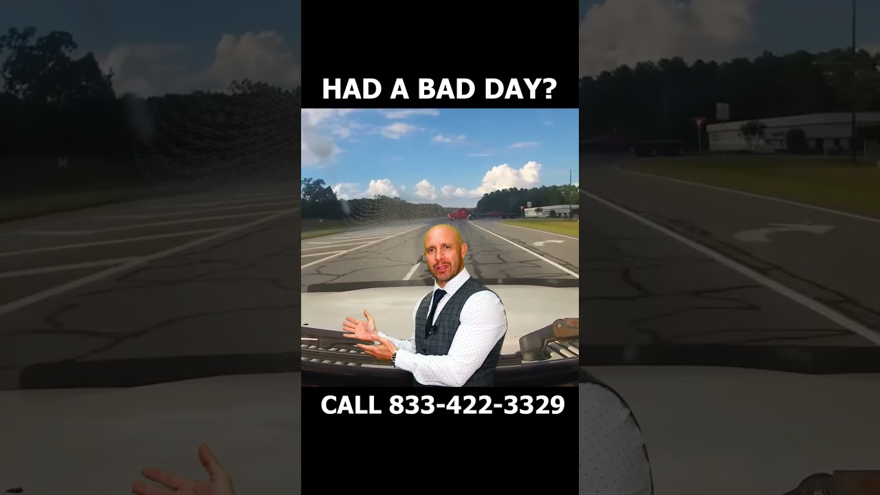 Who's at fault? #caraccident #dashcamvideo #carcrash #florida #tampabay #caraccidentlawyer
