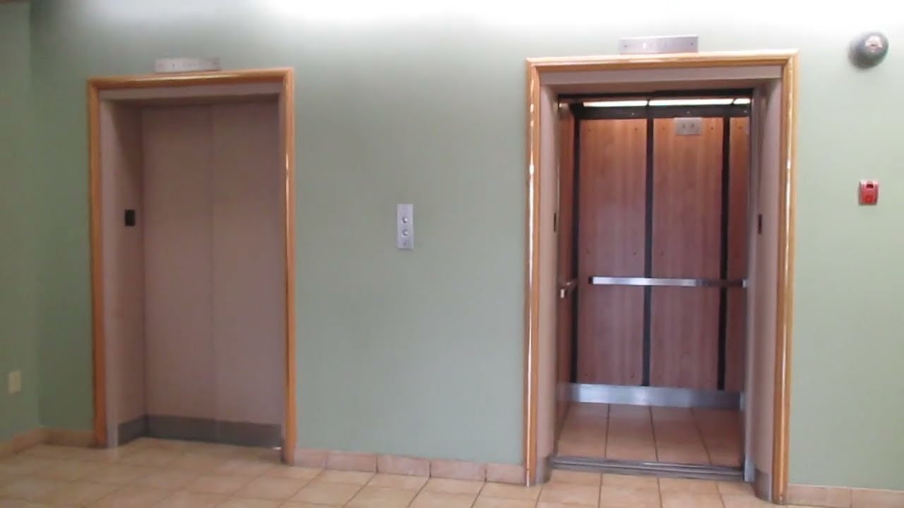 [DEMOLISHED] Westinghouse Traction Elevators @ The Westgate Professional Center, Fairview Park, OH