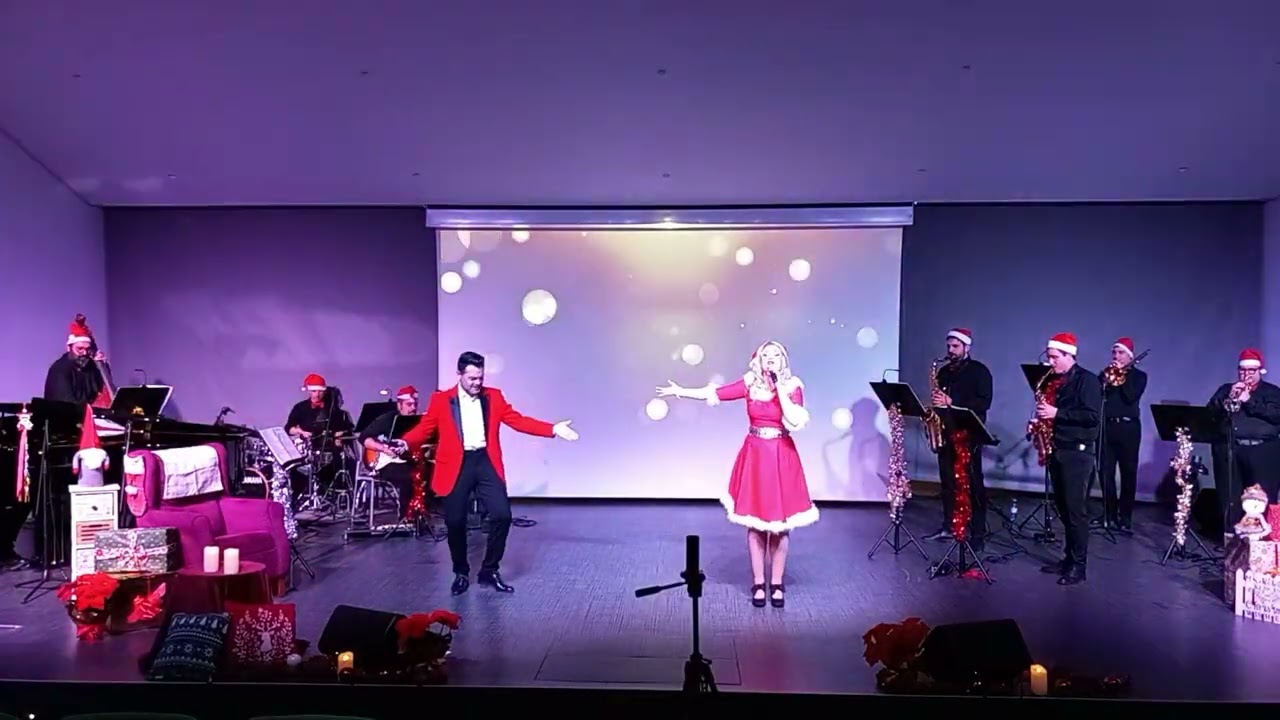 13 All want for Christmas is you (Christmas Swing)
