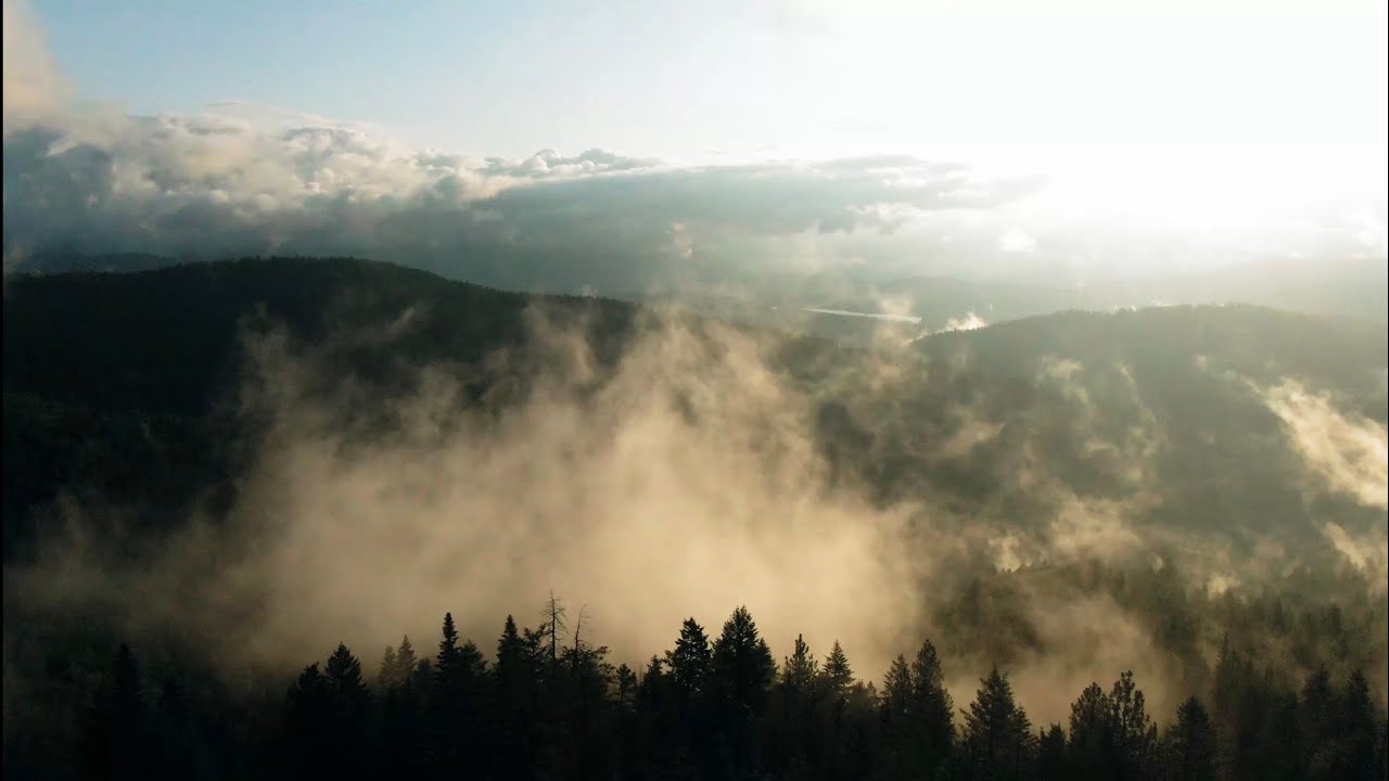 Peaceful Piano Instrumental - Mountain High, Valley Steps