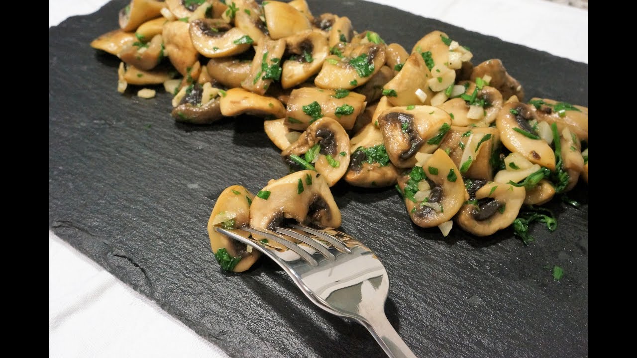 Champiñones al ajillo