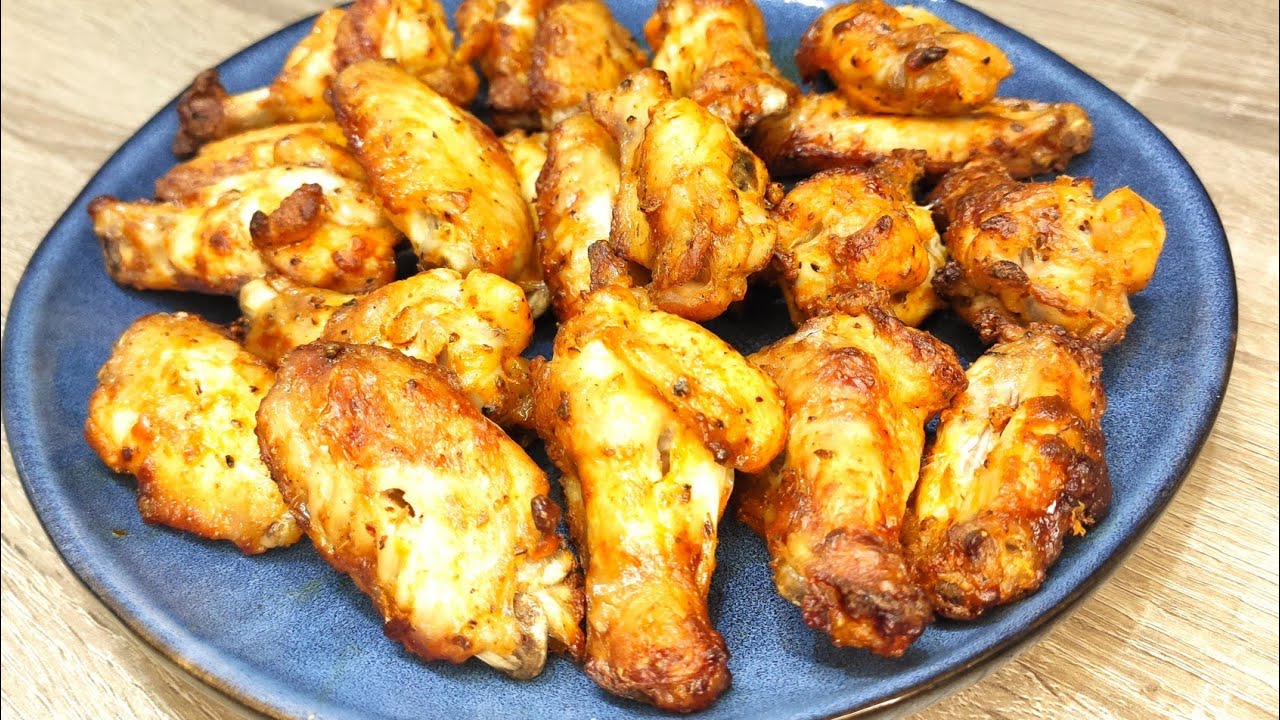 Невероятно вкусни пилешки крилца на фурна! Лесни за приготвяне.
