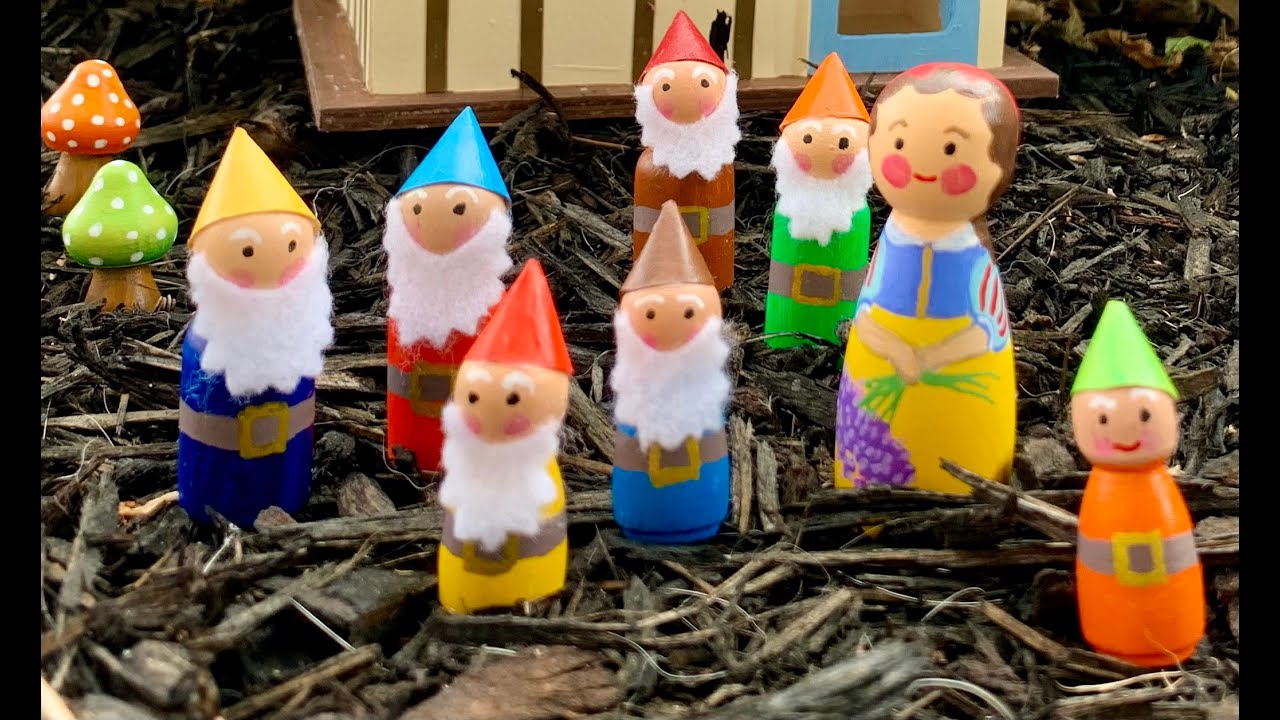 Snow White Peg Dolls Painting Lesson by Victoria Gobel