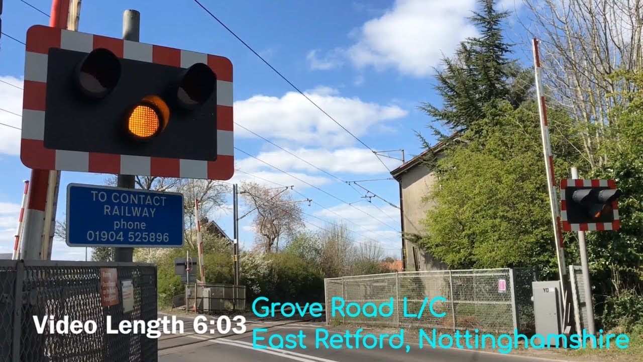 *Successive Closure* Grove Road Level Crossing (11/04/2019)