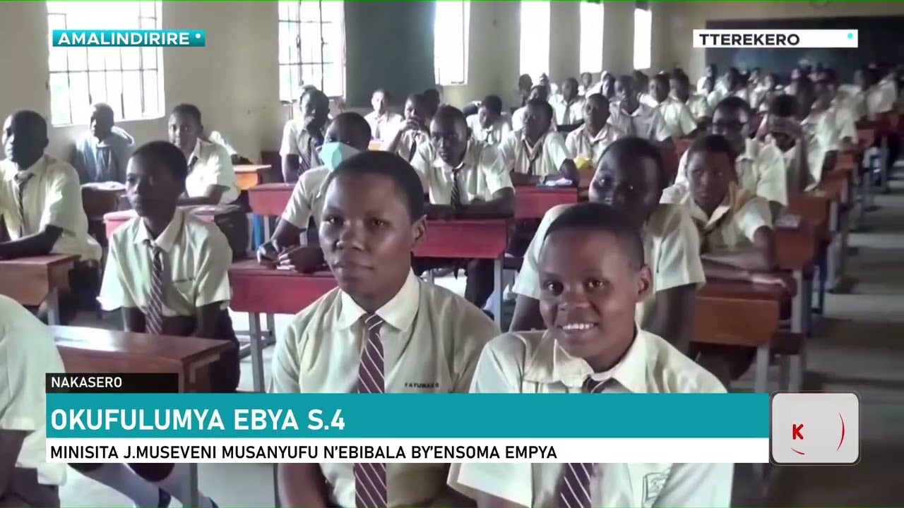 OKUFULUMYA EBYA S.4 | MINISITA J.MUSEVENI MUSANYUFU N’EBIBALA BY’ENSOMA EMPYA