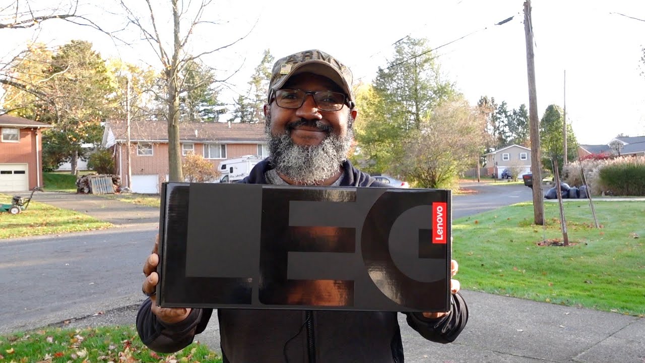 I Unbox The New Lenovo Legion Go, and Offer My First Impressions!