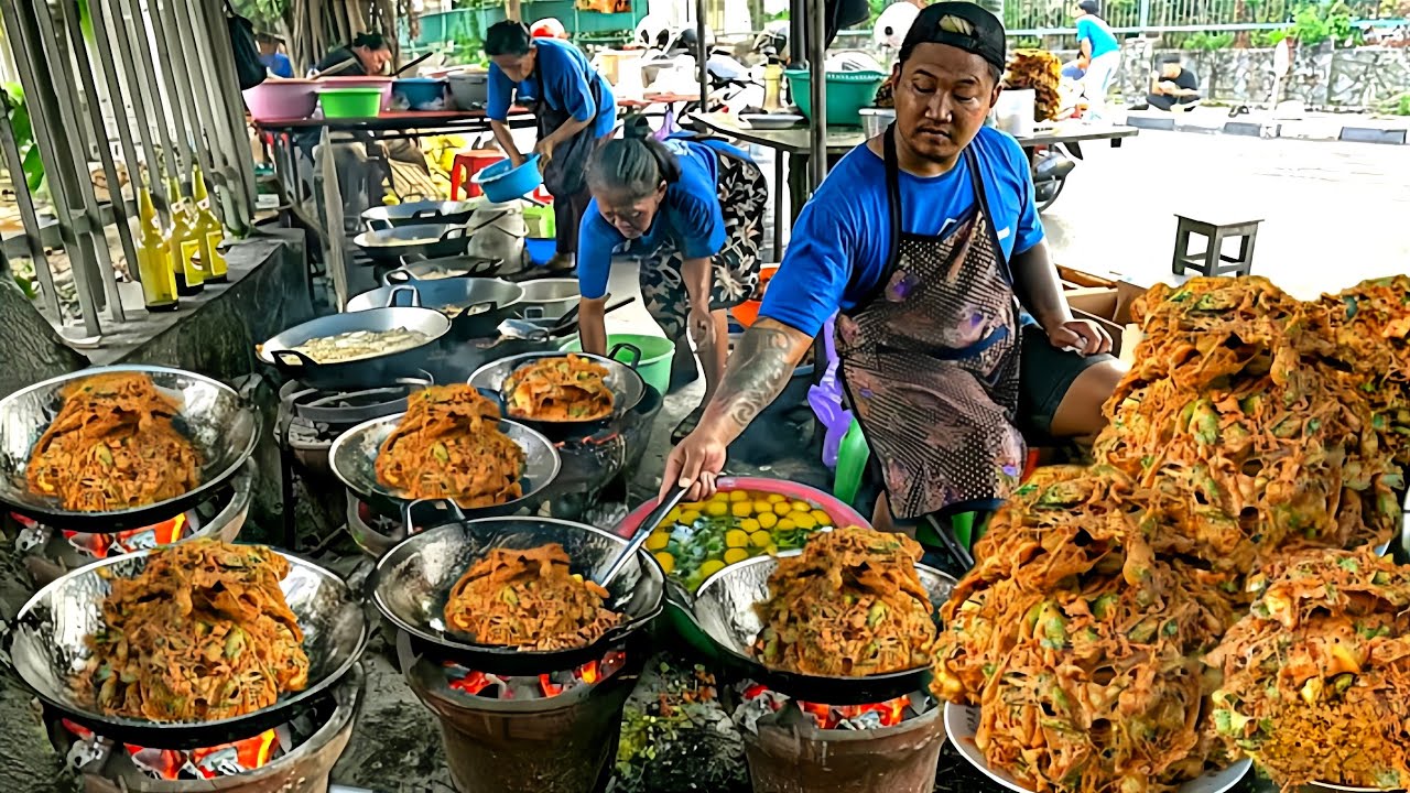 CUMA NASI TELUR OMSET UGAL-UGALAN!! 1000 TELUR LUDES TIAP HARI!! 