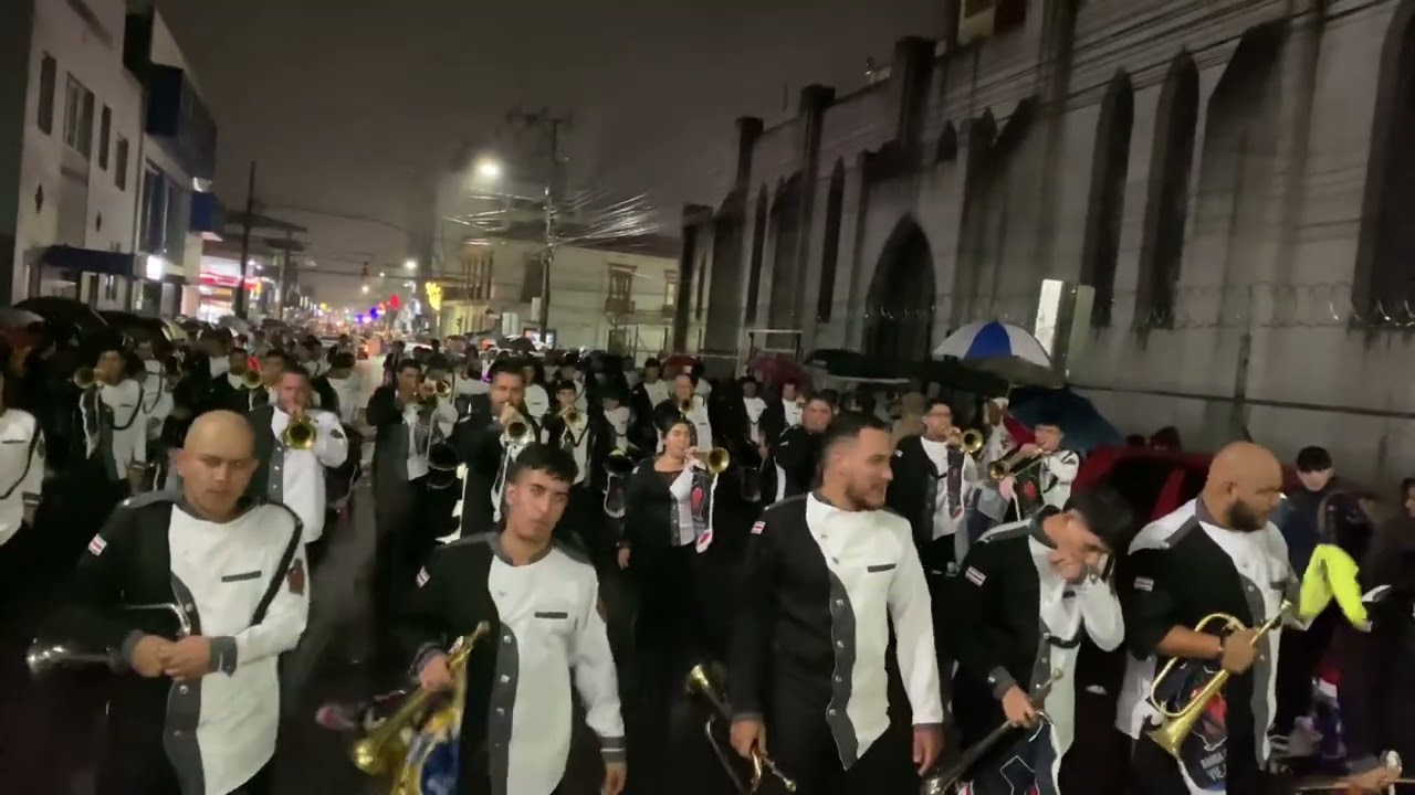 Banda Vieja Metrópoli-Desfile Navideño Cartago 2023- Costa Rica