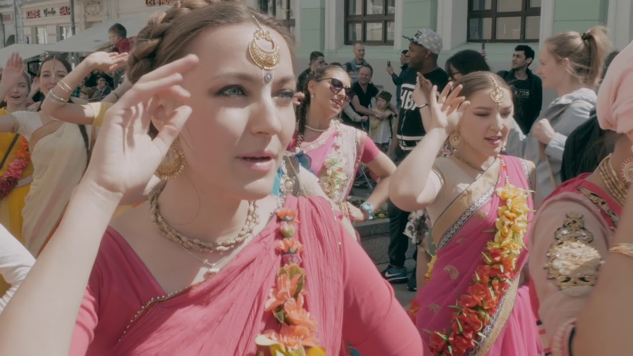 Харинама. Москва. 9 мая 2018. हरे रामा हरे कृष्णा  Harinama Moscow! Lord Krishna!
