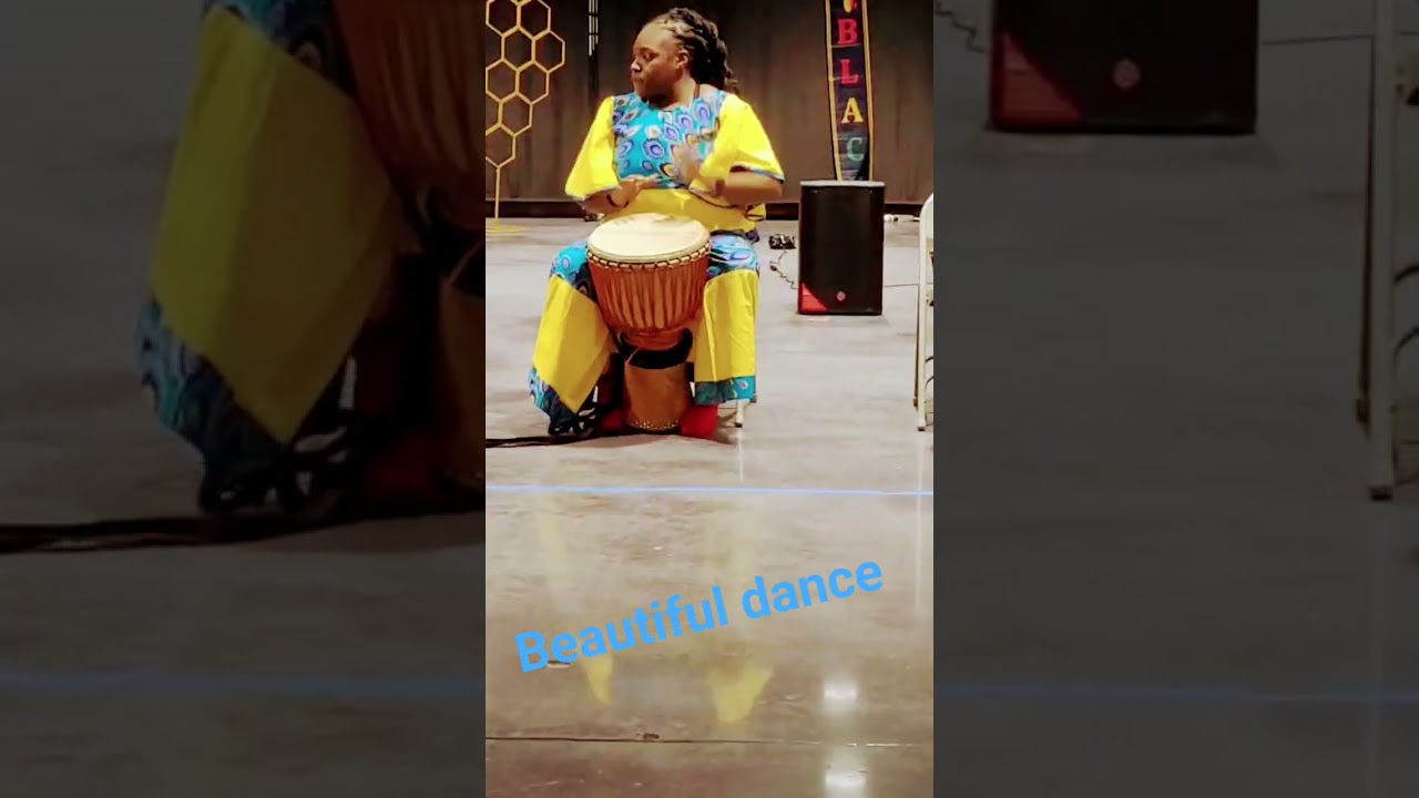 una linda danza , si sabes de qué cultura es te leo en los comentarios