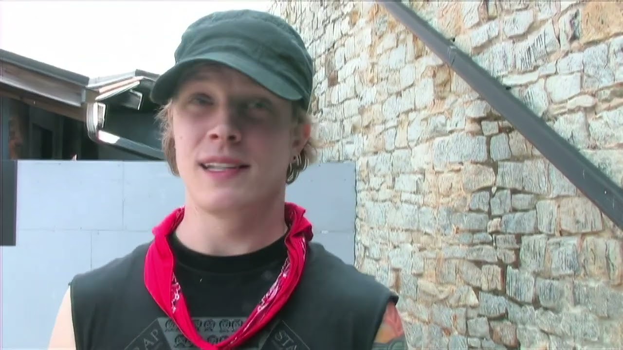 Emery – The Band Talks About Matt (from 