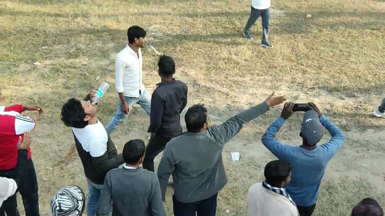 रानीगंज बनाम प्रतापगढ़ बाबा गणेशदास ग्राउंड बाहीपुर एक पारी एक साझेदारीएकछक्का… #रानीगंज #प्रतापगढ़ 