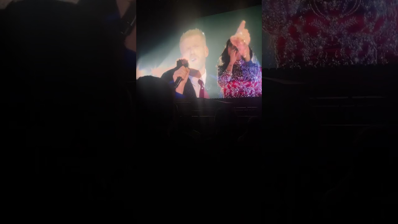 Pentatonix, Christmas in the City Tour, 12/2/2025 - “Humankind”