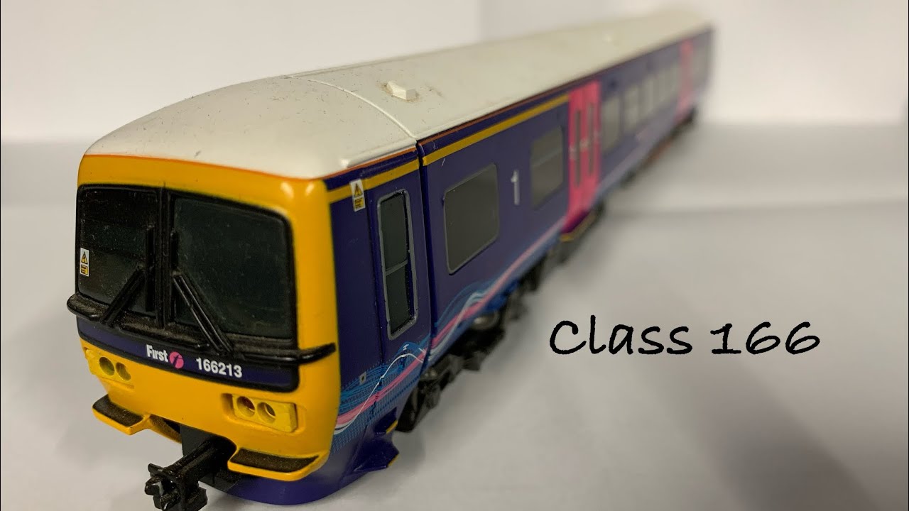 Taking a look at the Bachmann FGW class 166