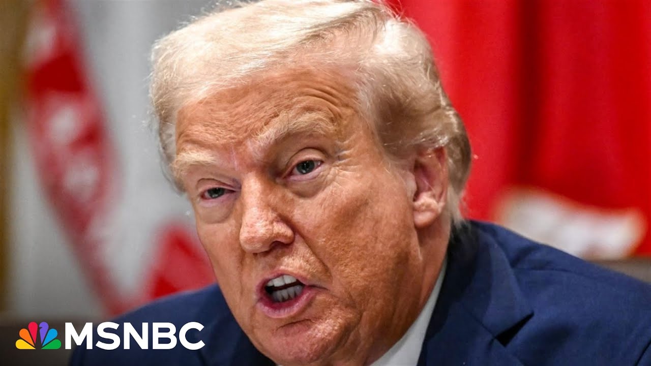 Economy used to be Trump's best issue, now it's his worst: Dem strategist