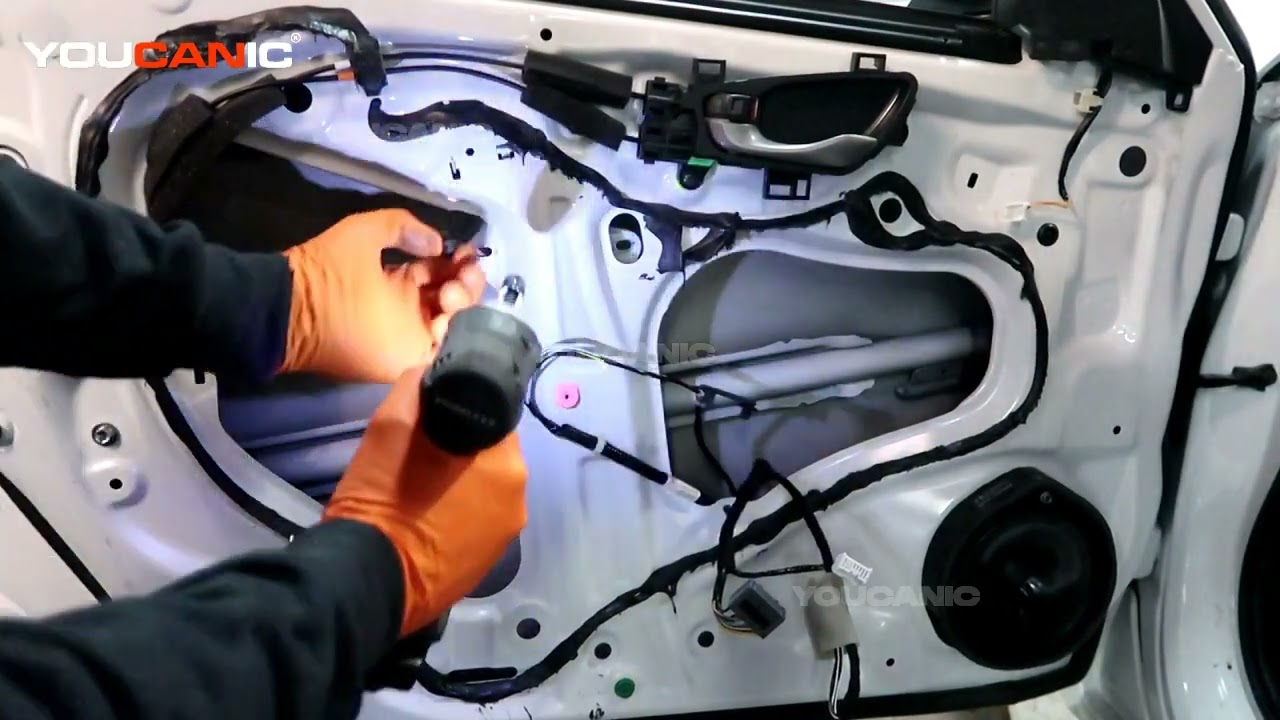 Honda Civic 2016-2021 — замена стеклоподъемника