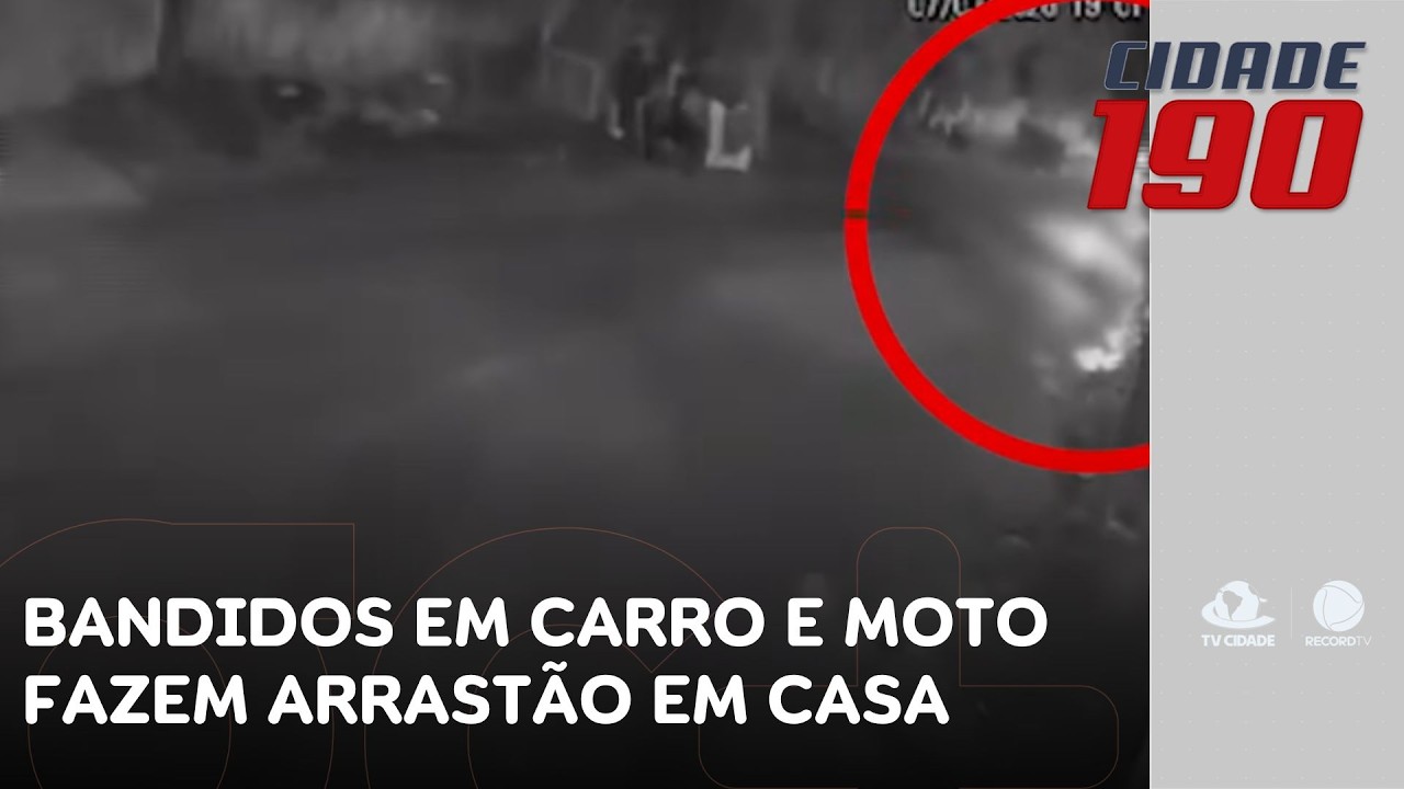 Bandidos em carro e moto fazem arrastão em casa; eles arrombaram porta para ter acesso + VINHETA GC+
