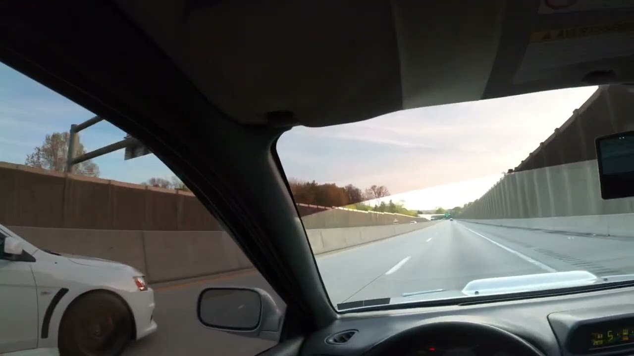 Evo X vs Wrx sti 2.5rs